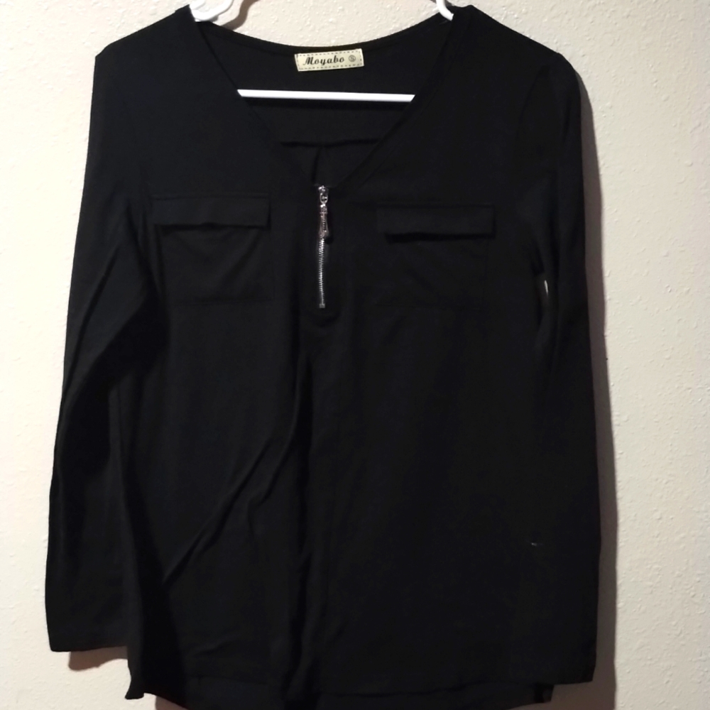 Moyabo long sleeve black women shirt with two pockets and zipper